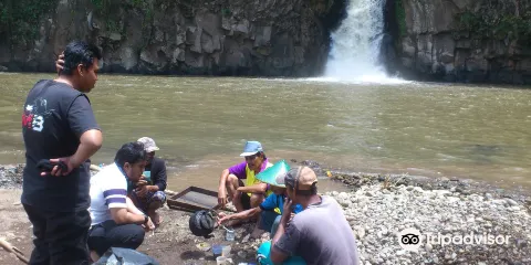 Lawang Agung Waterfall