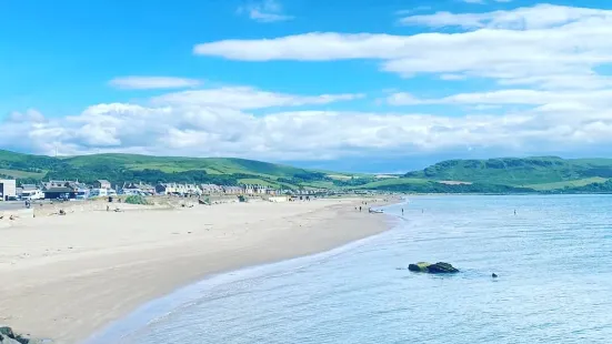 Girvan Beach