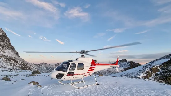 Glacier Southern Lakes Helicopters