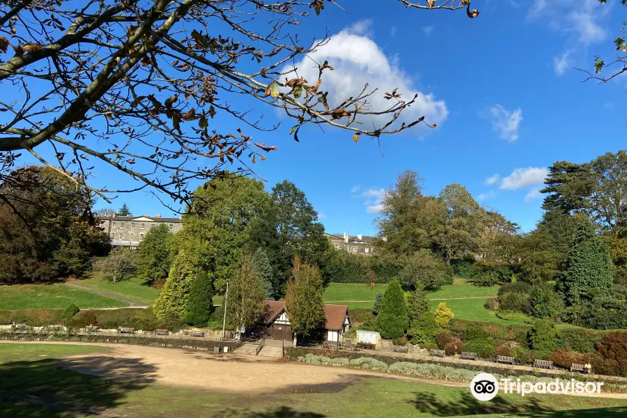 Calverley Grounds