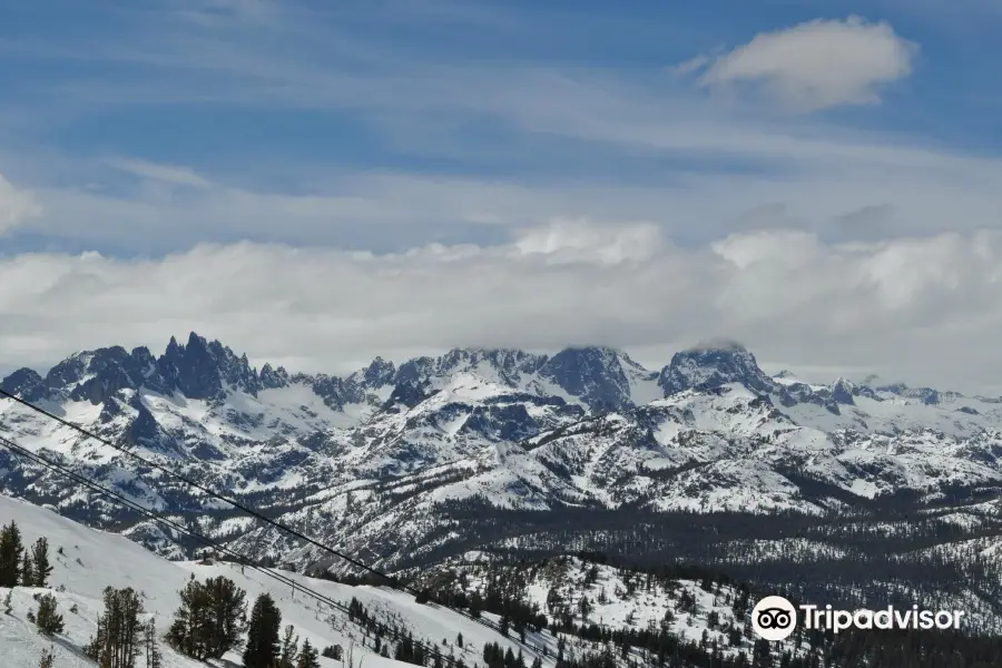 Top of the Sierra Interpretive Center