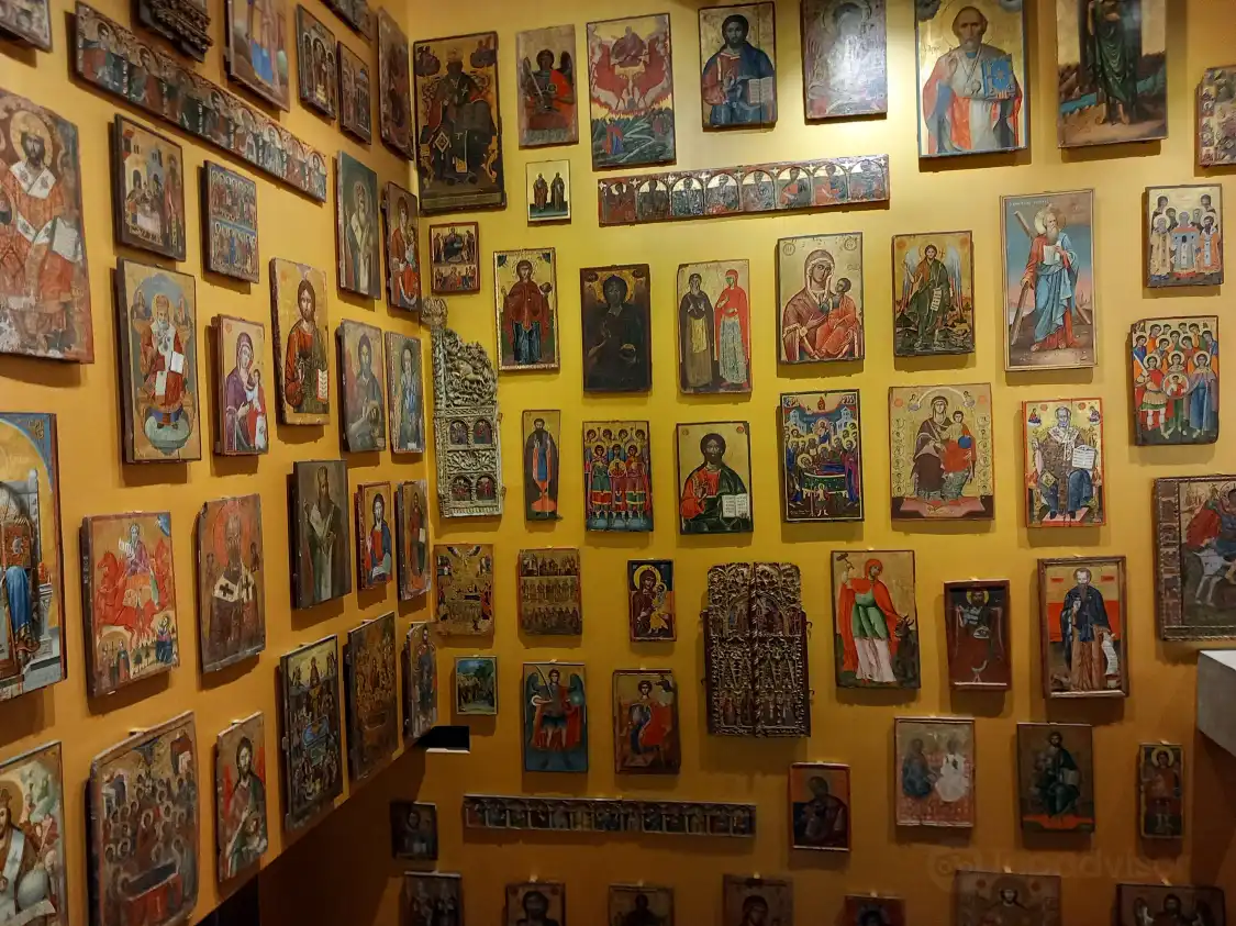 Hotels near National Museum of Medieval Art