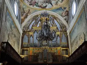 Catedral de San Pedro (s. XI)