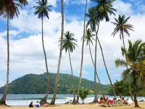 Maracas Beach