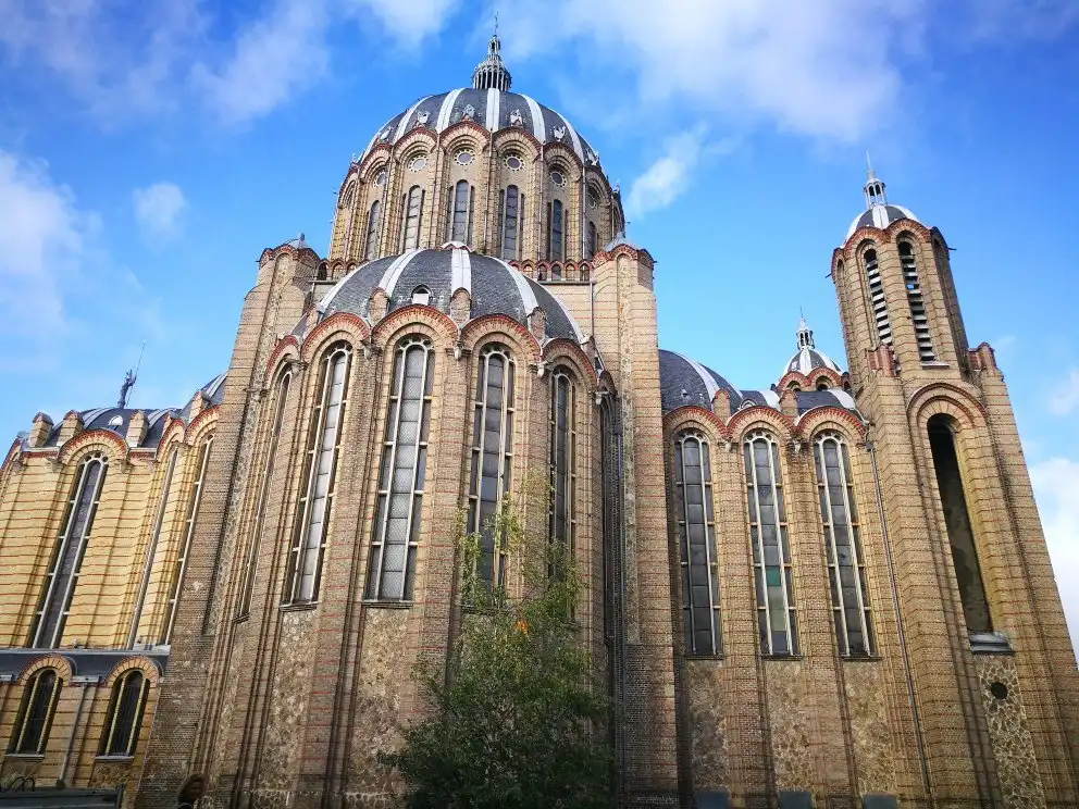 Hotels near Basilique Sainte-Clotilde