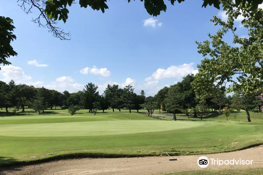 Shin-Tamamura Golf Course