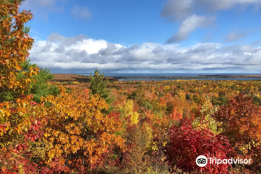 Thomas Rock Scenic Overlook