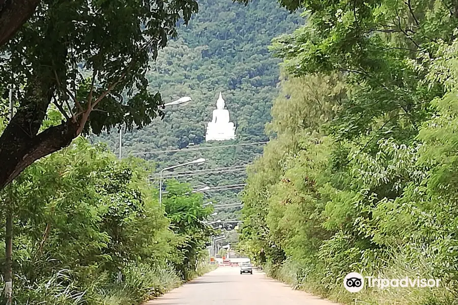 วัดเทพพิทักษ์ปุณณาราม (วัดพระขาว)