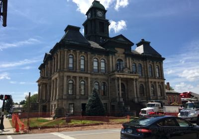 Holmes County Courthouse