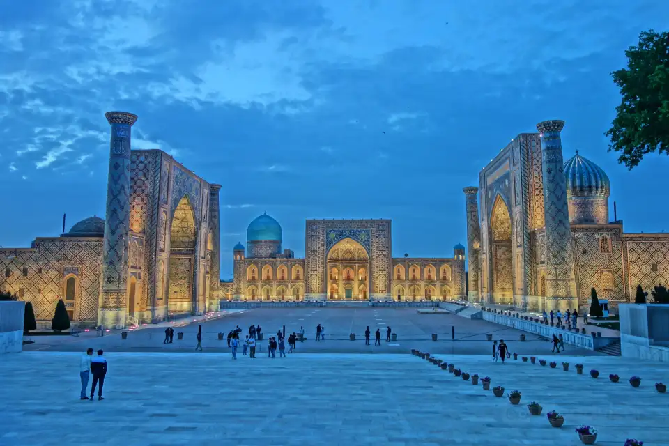 3_Registan Square