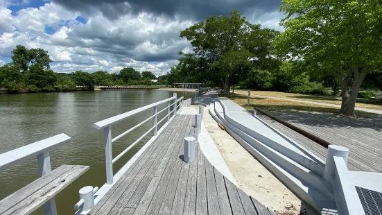 Scenic Hudson's Long Dock Park