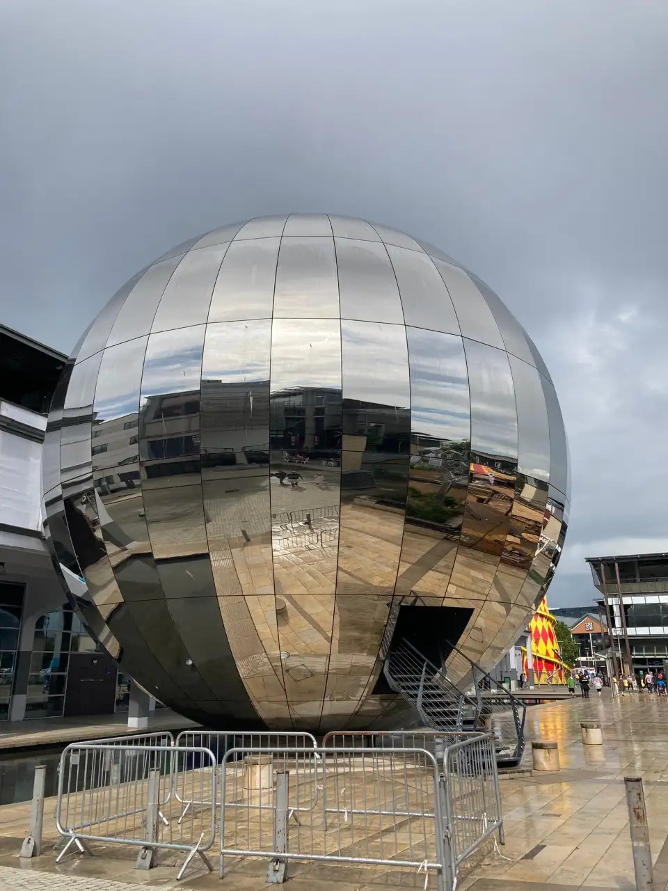 5_Millenium Square