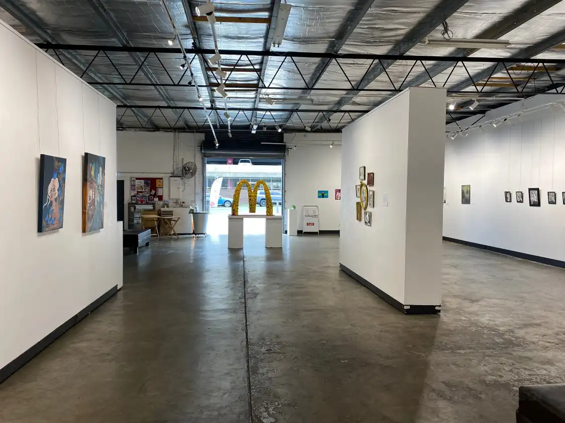 Hotels near Project Contemporary Artspace
