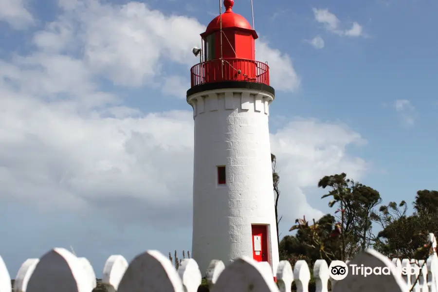 Whaler's Bluff Lighthouse