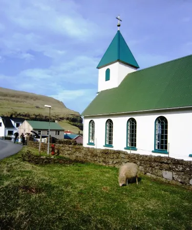 Gjáar Church
