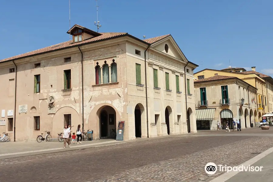 Palazzo della Loggia