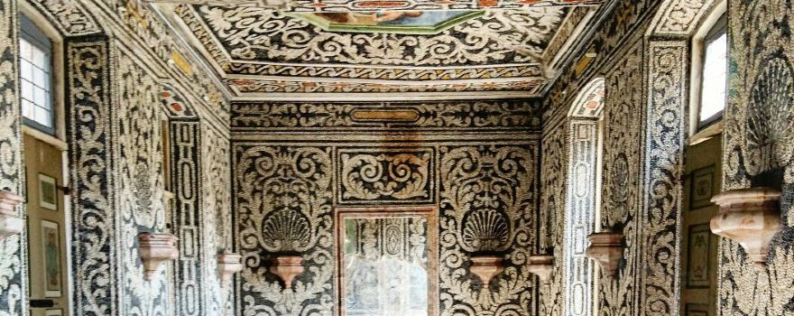 Palazzo Arese Borromeo