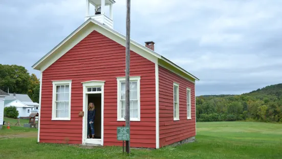 Old Stone Fort Museum