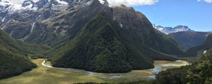 Routeburn Track Trailhead (Routeburn Shelter)