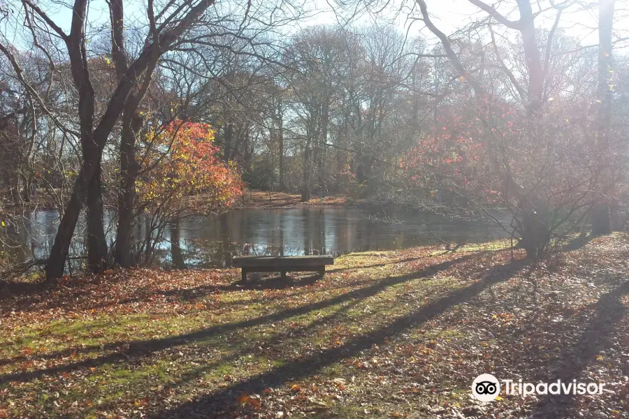 South Shore Nature Center