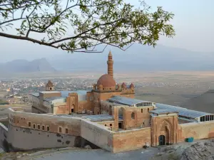 Ishak Pasha Palace