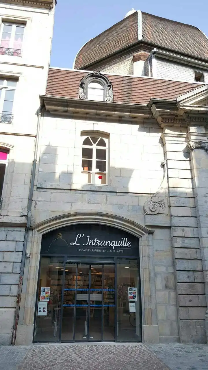 Librairie L'Intranquille附近的飯店