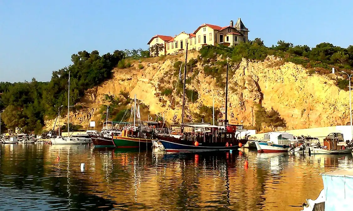 Hotels near Palace in Limenaria of Thasos
