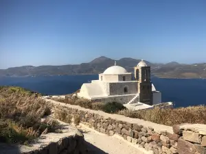 Plaka Castle (Venetian Castle of Milos)