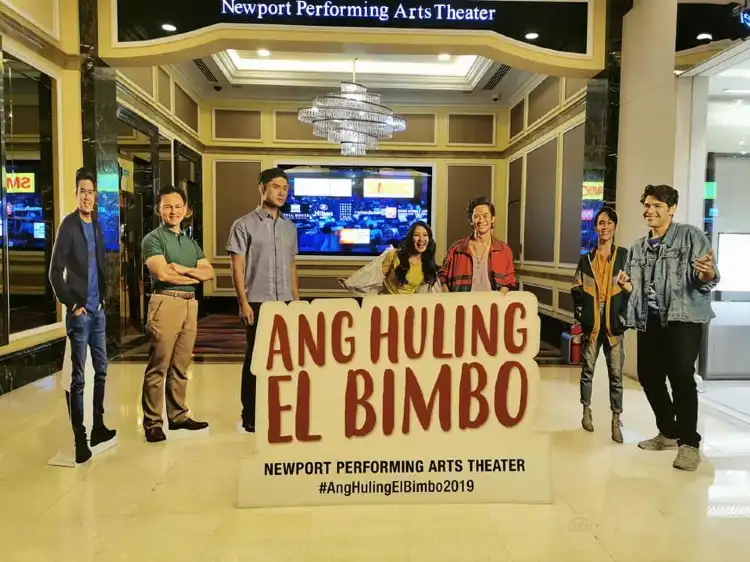 Các khách sạn gần Newport Performing Arts Theater