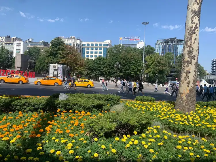 Hotels near Kizilay Square