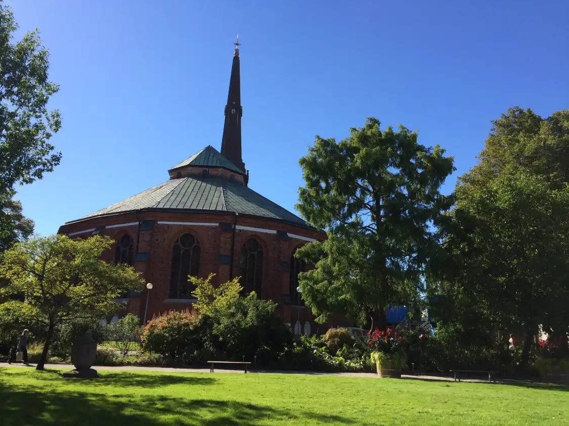 Hotels near Botaniska Tradgarden