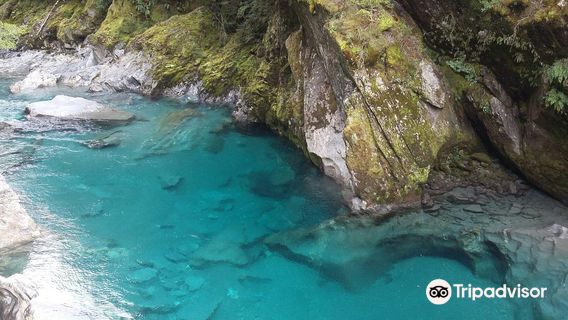 Blue Pools Track
