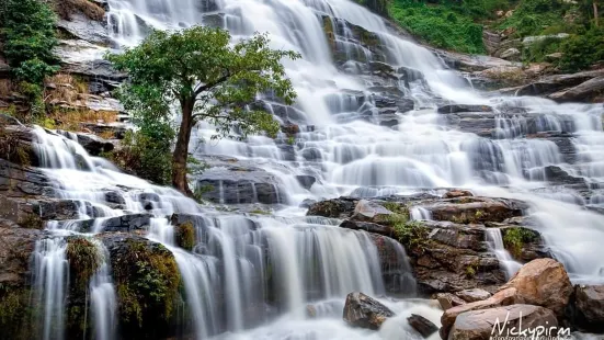 Mae Ya Waterfall