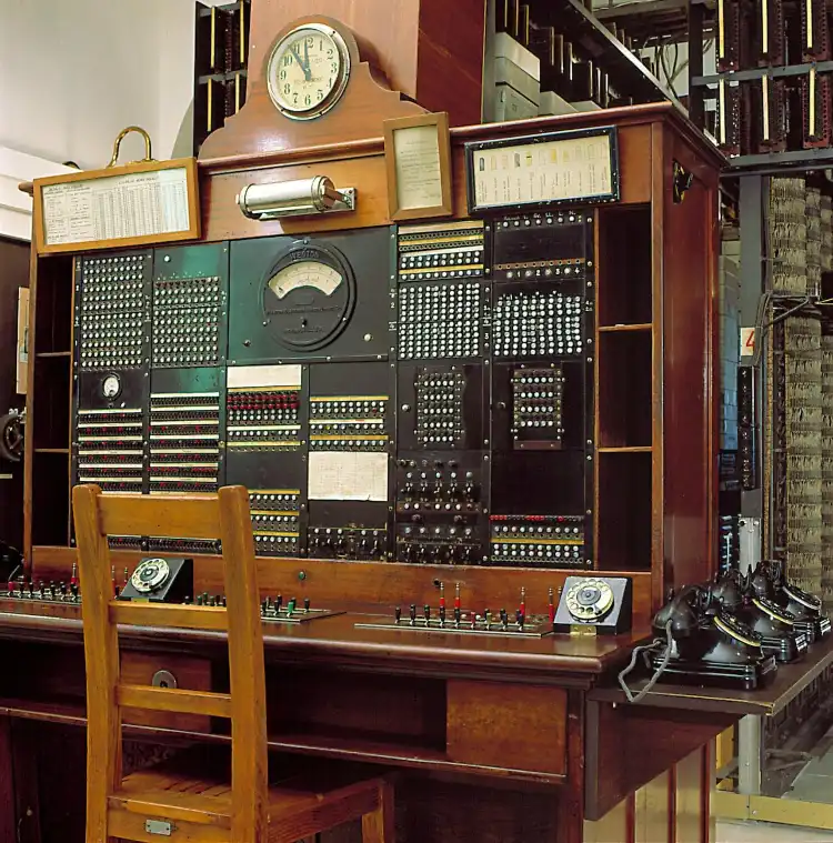 Hotel dekat Telephony Museum