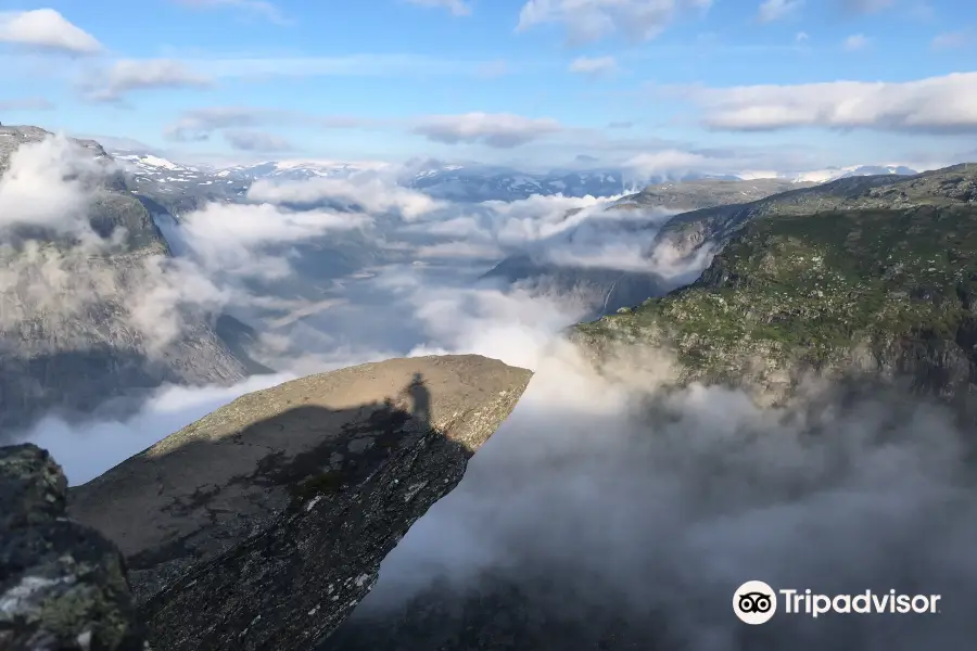 Trolltunga adventures