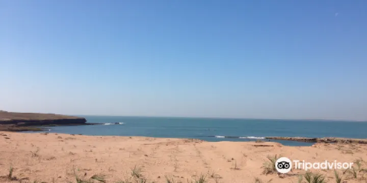 Vanakbara Beach