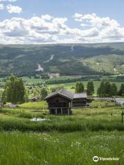 Nore og Uvdal Bygdetun (og Uvdal stavkirke)