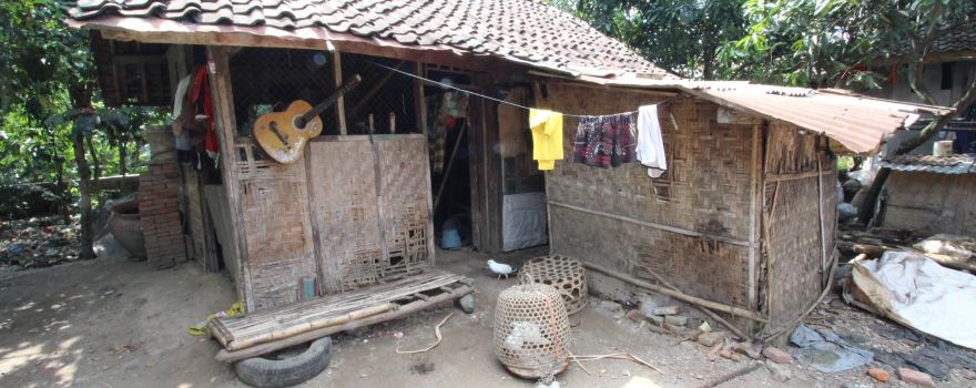 Penujak Pottery Village