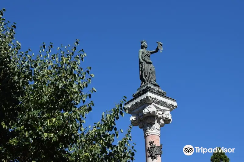 Monument to the Fueros