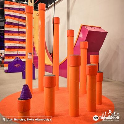 Gravity Trampoline Parks - قرافيتي