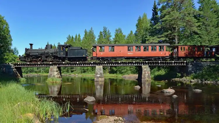 Hotels near Museisällskapet Jädraås-Tallås Järnväg