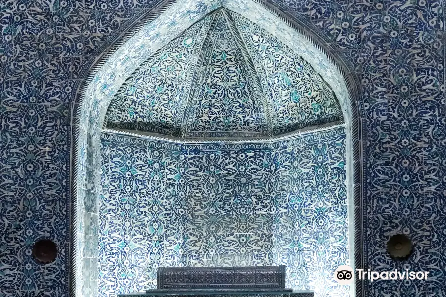 Pakhlavan Makhmud Mausoleum