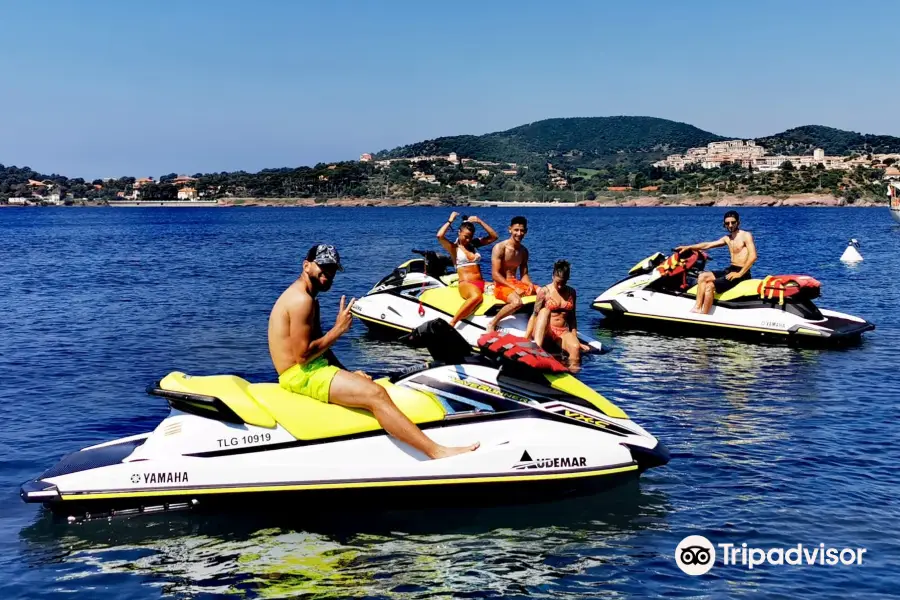 JET FAMILY'S Location Jet Ski Saint Tropez Grimaud Sainte Maxime