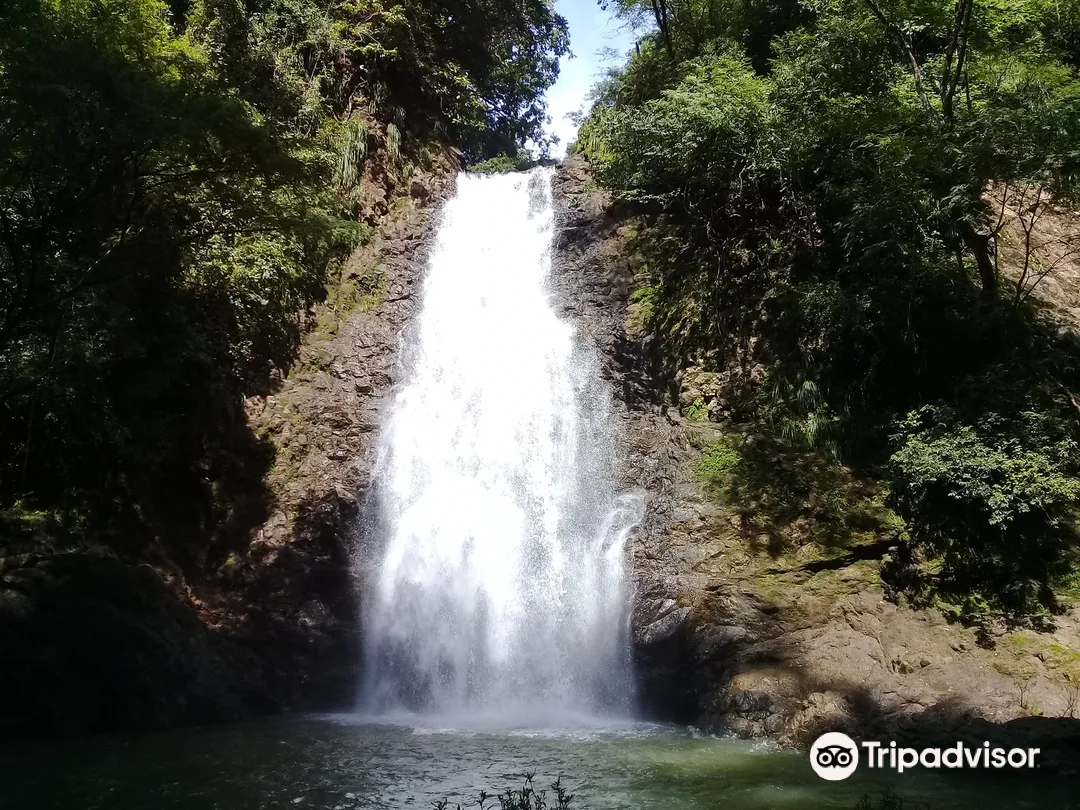 3_Montezuma Waterfall