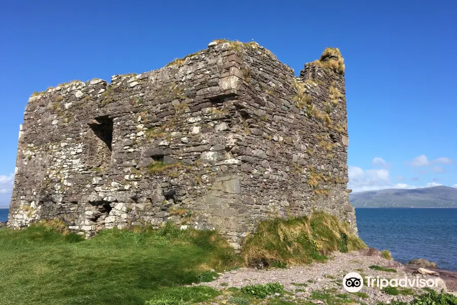 McCarthy Mór Tower House - Ballinskellig Castle