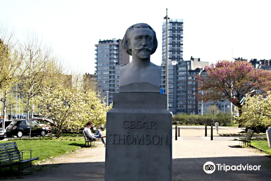 Buste de César Thomson