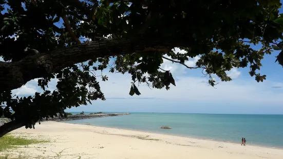 Hin Ngam Beach