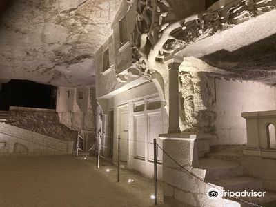 Les Caves Champignonnières des Roches