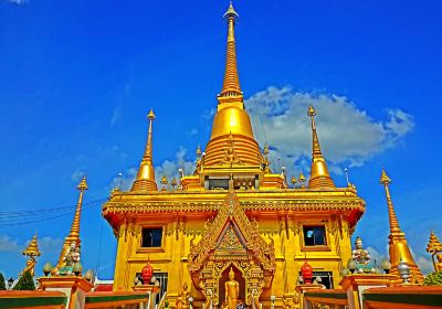 Wat Khiriwong Nakhon Sawan