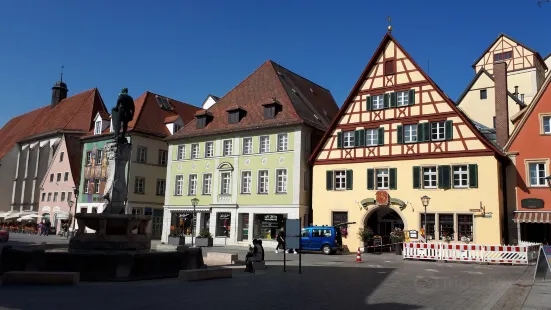 Kaiser-Ludwig-Brunnen